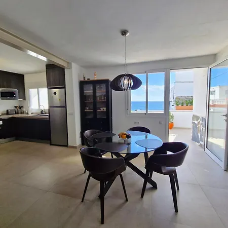 Casa de Férias Unique House With Cave By The Sea With Private Terrace *